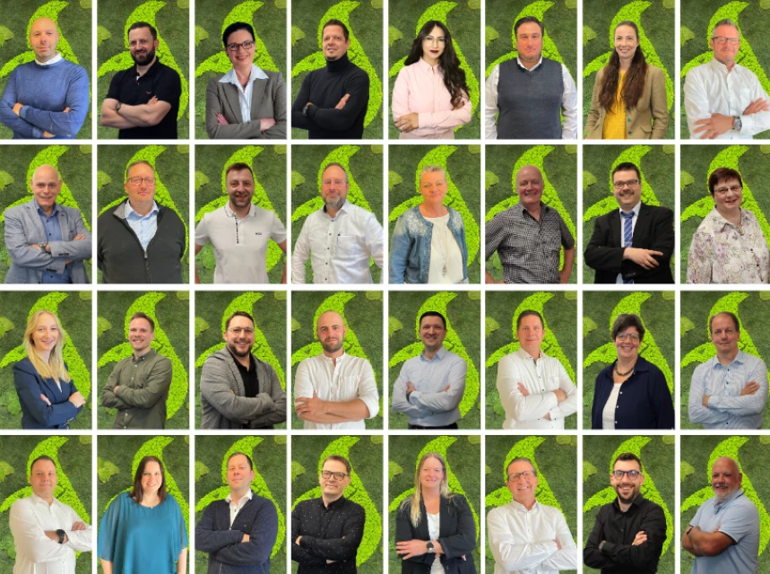 Unser Team Collage einer Gruppe lächelnder Menschen